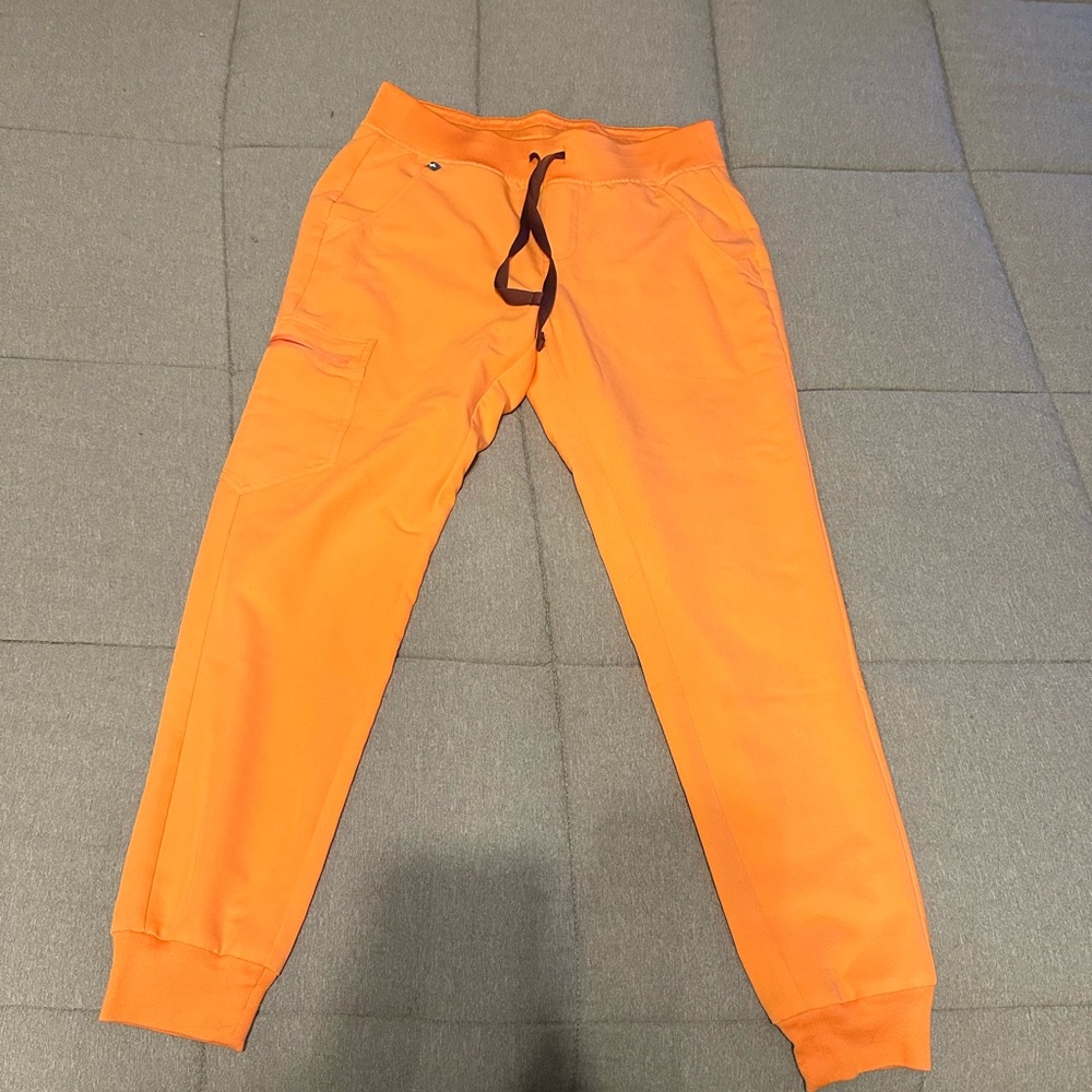 Figs Jogger Pants!